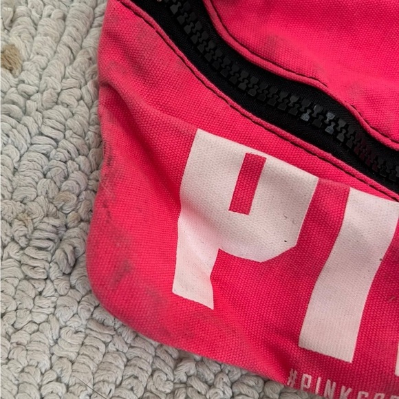 Victoria’s Secret PINK belt bag - Picture 2 of 3